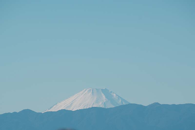 多摩川浅間神社からのぞむ富士山